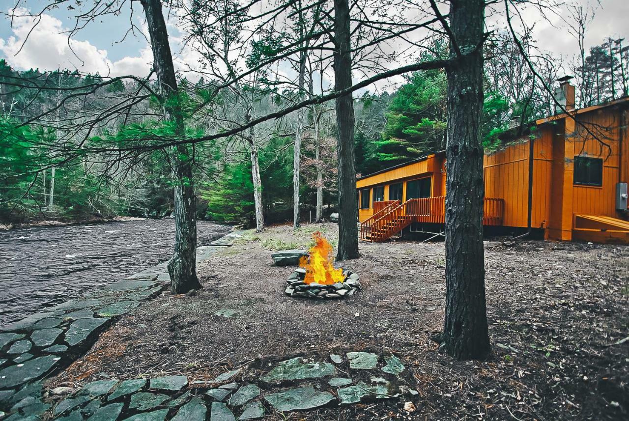 Bushkill Lodge Home East Stroudsburg Exteriör bild