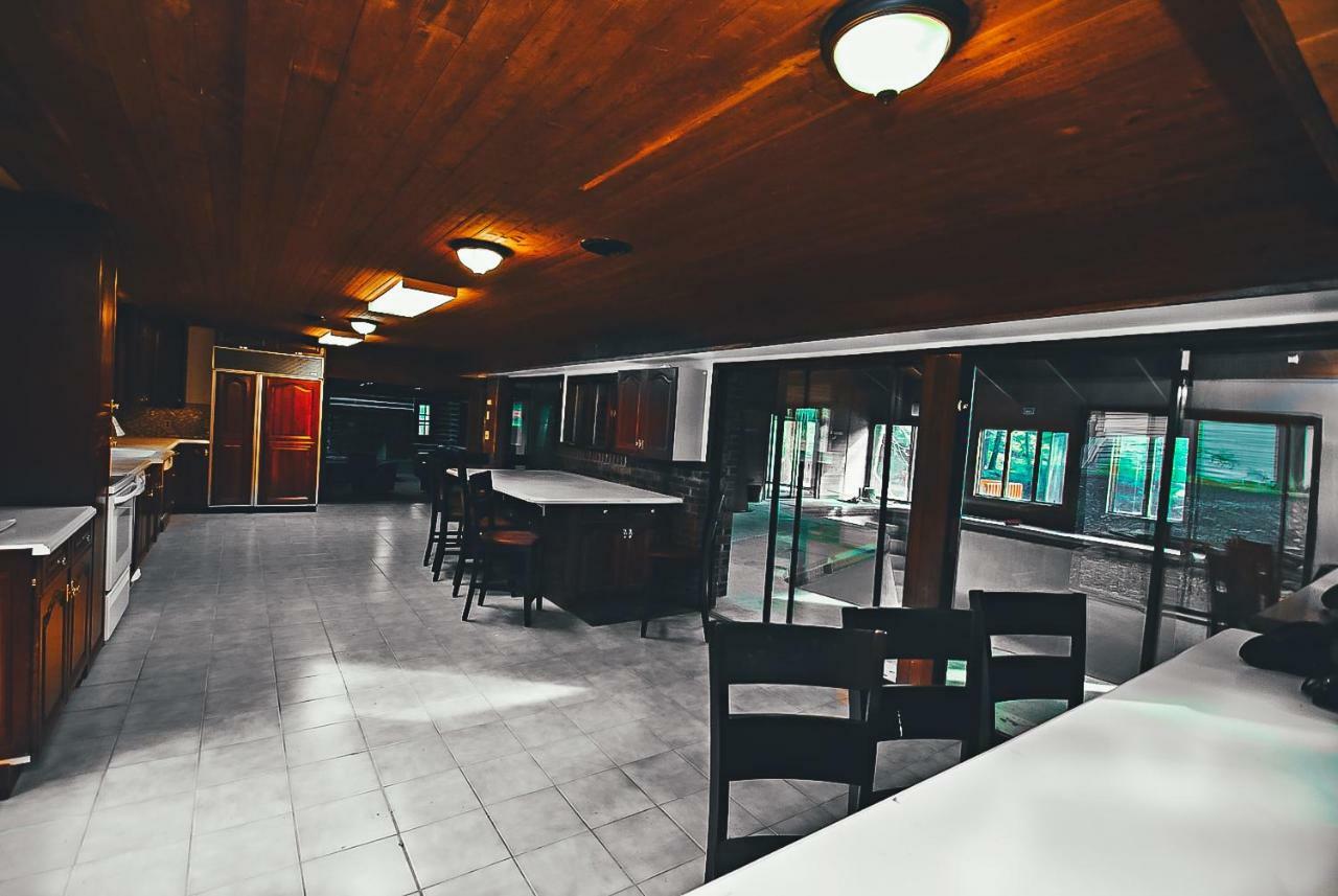 Bushkill Lodge Home East Stroudsburg Exteriör bild
