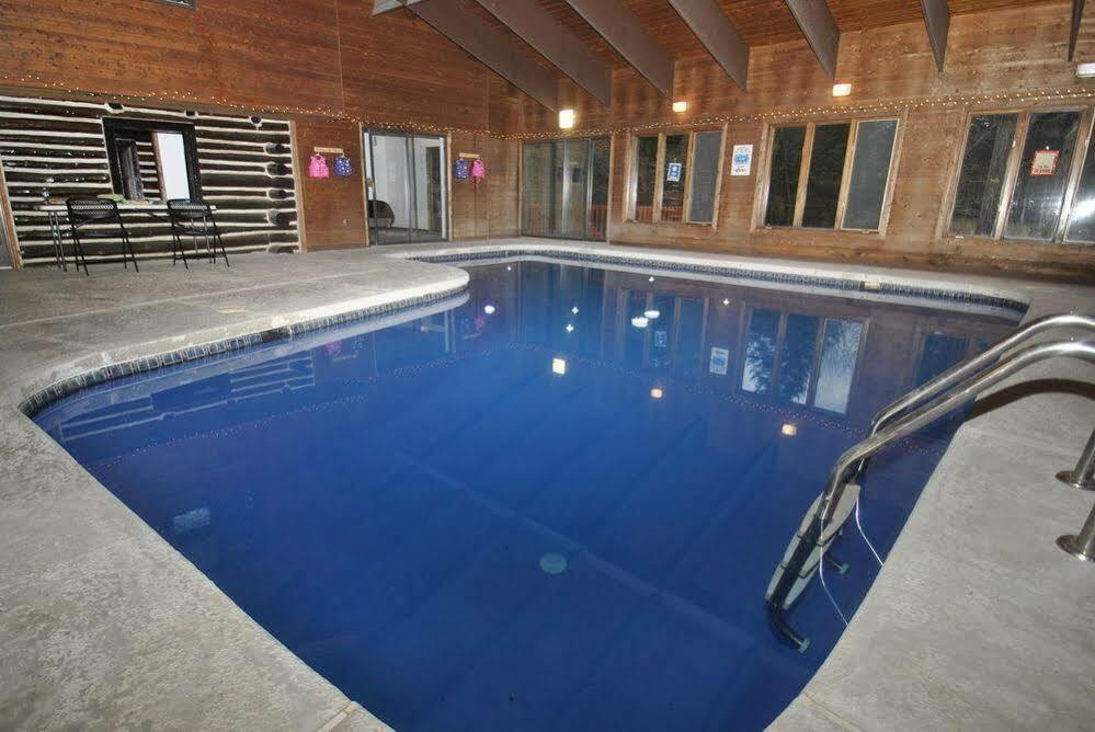 Bushkill Lodge Home East Stroudsburg Exteriör bild
